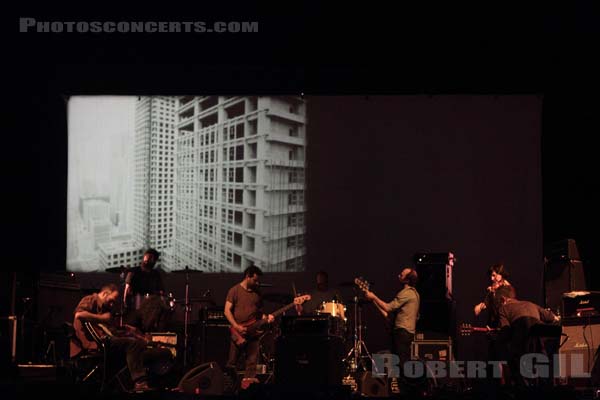 GODSPEED YOU! BLACK EMPEROR - 2015-10-29 - PARIS - Grande Halle de La Villette - 